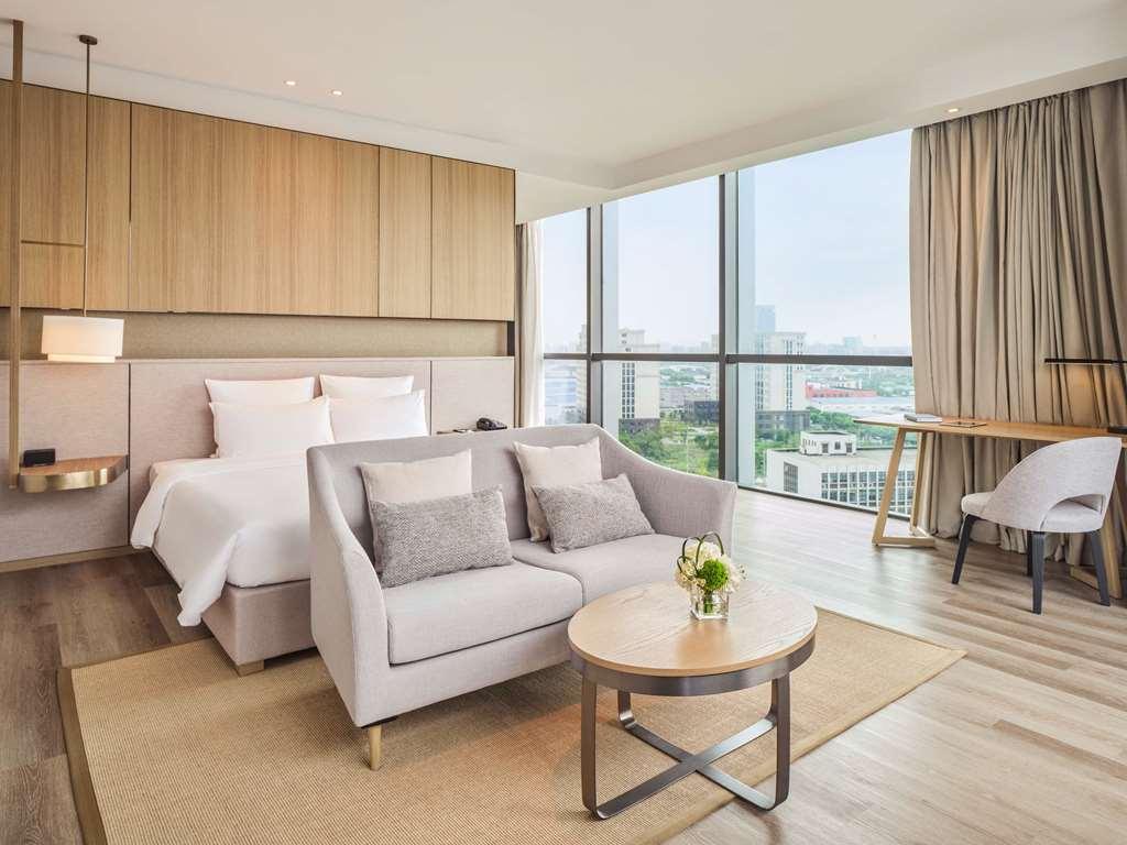 Novotel Shanghai Qingpu Excellence Habitación foto